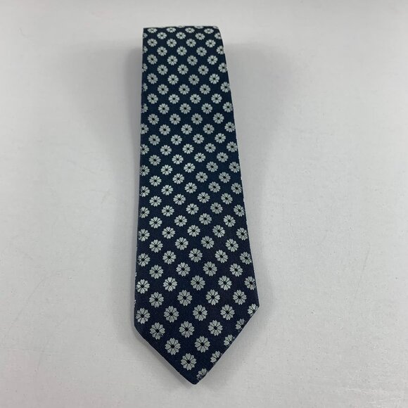 Macy's Men's Store Black w/ Silver Flowers Men's Skinny Tie 3" x 57" Vintage - Picture 1 of 3